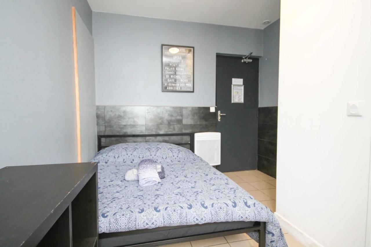 02 - Chambre Avec Lit Double Et Sdb Prive Wifi Saint-Denis  Exteriér fotografie
